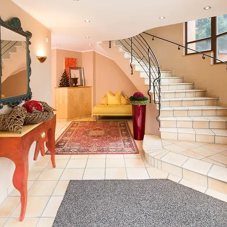 Rosa Canina Superior 3*