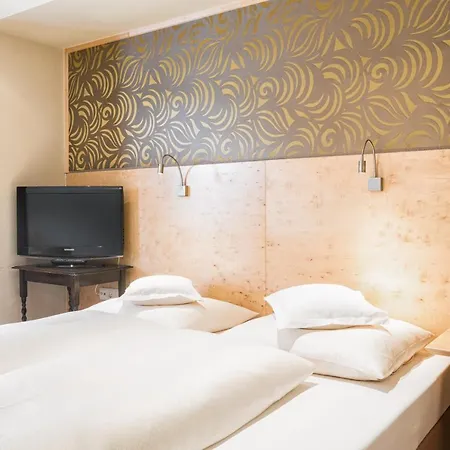 Rosa Canina Superior Hotel