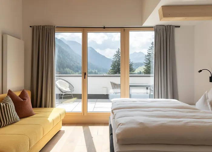 Rosa Canina Superior Hotel 3*