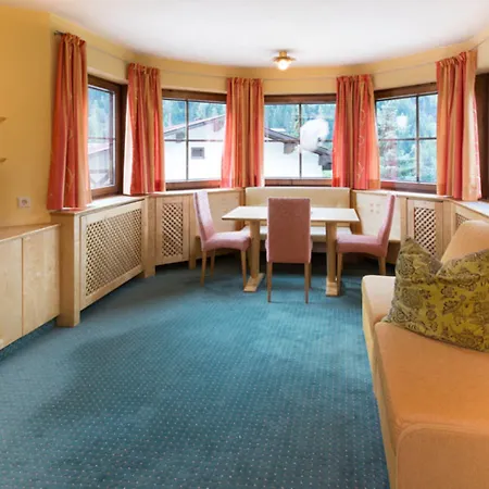 Rosa Canina Superior Sankt Anton am Arlberg