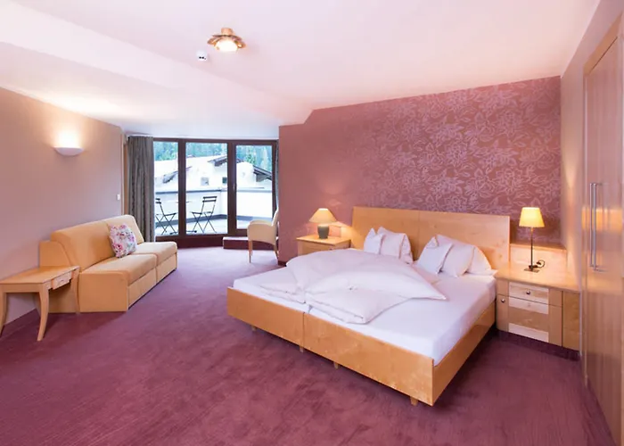 מלון Rosa Canina Superior סן אנטון