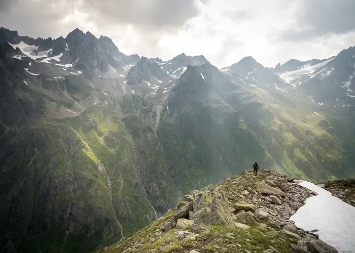 Rosa Canina Superior מלון 3*